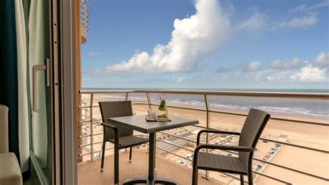 holidays suite blankenberge|Aparthotel Blankenberge with sea view 